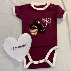 Lazy One - Short Sleeve Maroon Bear Baby Bodysuit Onesie top